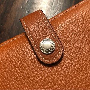 Vintage Coach tan leather planner/binder